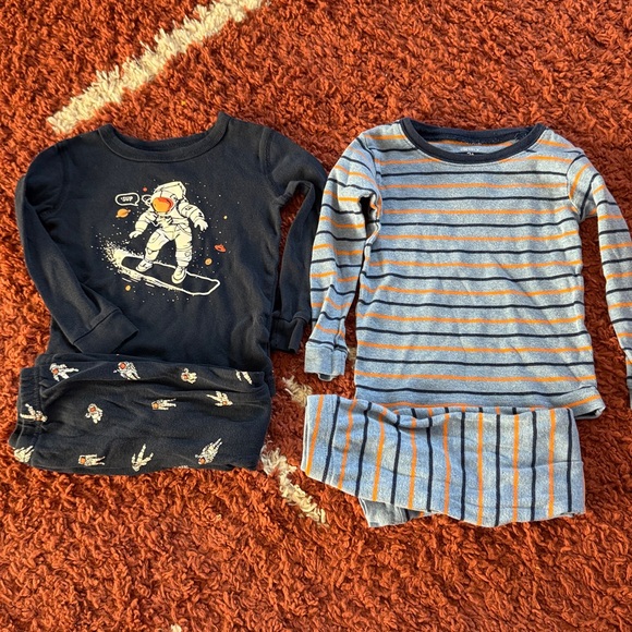 2T boys bundle lot Nike, H&M, carters, etc. 13 items - Picture 6 of 6